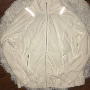 Lululemon lightweight jacket ✨